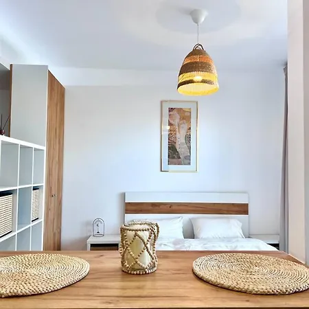 Apartamento Yin&yang Studio In Central-stefan Cel Mare Bucareste