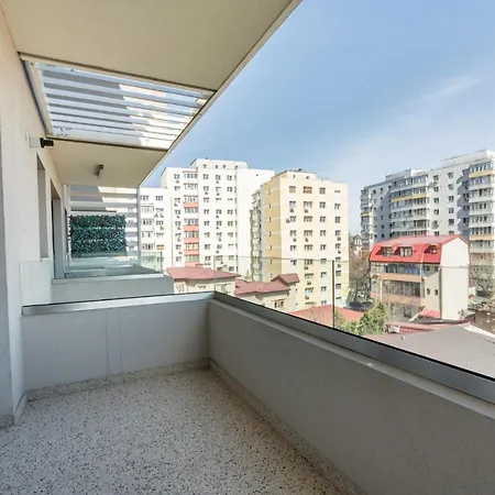 Yin&yang Studio In Central-stefan Cel Mare * Bucareste